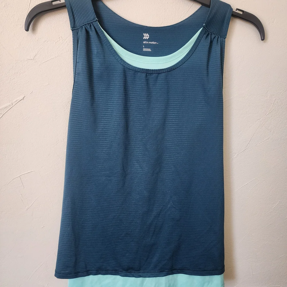 Womens Size Large Tank Top Bundle - Picture 8 of 13